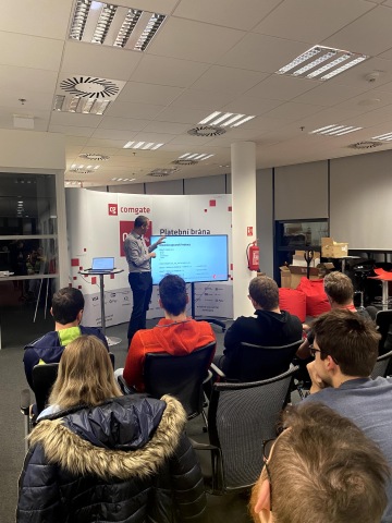 IT Insider Hradec únor Jakub Ouhrabka